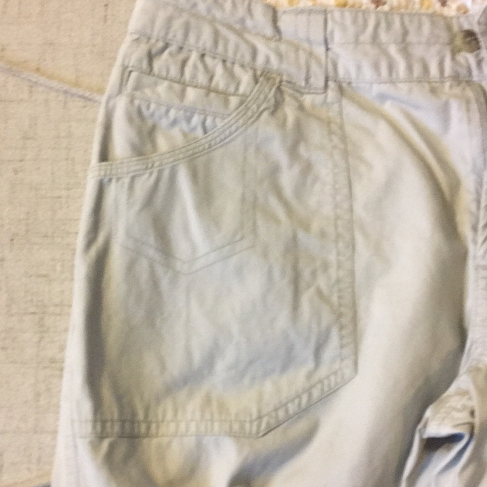 Columbia Women’s Cropped Pants - Picture 3 of 8